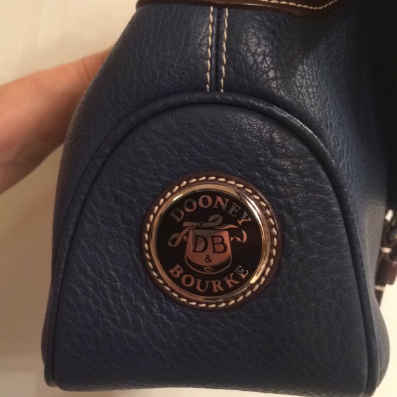 Purse - Picture 3 of 5